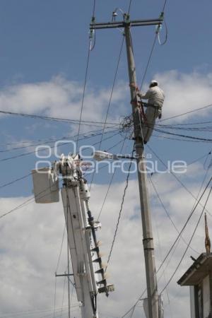 ECONOMÍA . ENERGÍA ELÉCTRICA