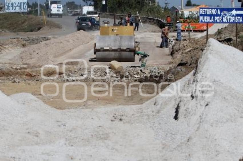 BACHE. LATERAL AUTOPISTA