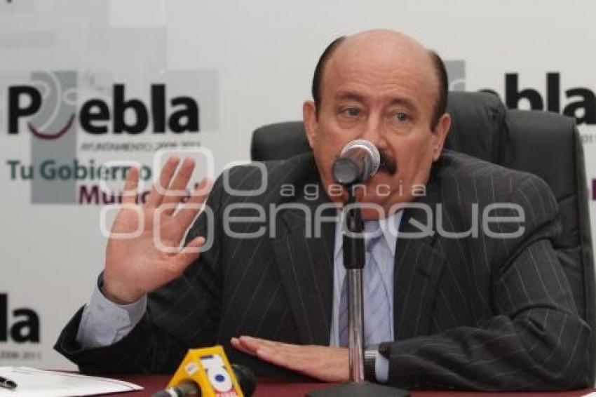 VICTOR CARDENAS -  RUEDA DE PRENSA