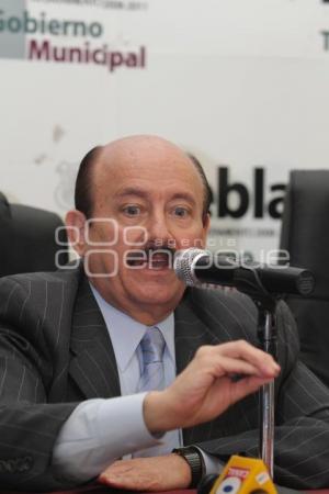 VICTOR CARDENAS -  ALBERTO RIVERA .  RUEDA DE PRENSA