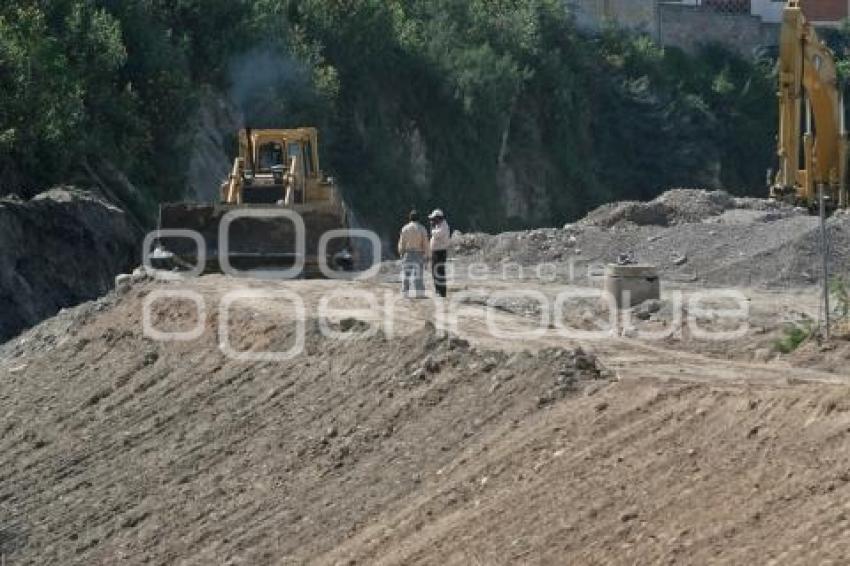 REVESTIMIENTO . RIO ALSESECA