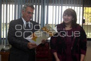 RECIBE IMSS TITULOS DE PROPIEDAD DE CLINICAS
