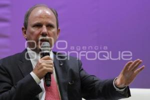 XI CONGRESO DE NEGOCIOS INTERNCAIONALES - THOMAS KARIG - VW