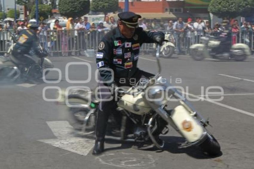 HAMBRETÓN . ACROBACIAS MOTORIZADAS