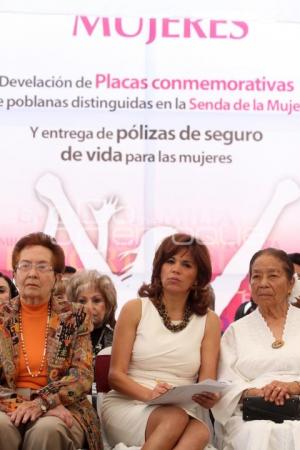 DEVELACIÓN PLACA MUJERES DISTINGUIDAS. BLANCA ALCALÁ