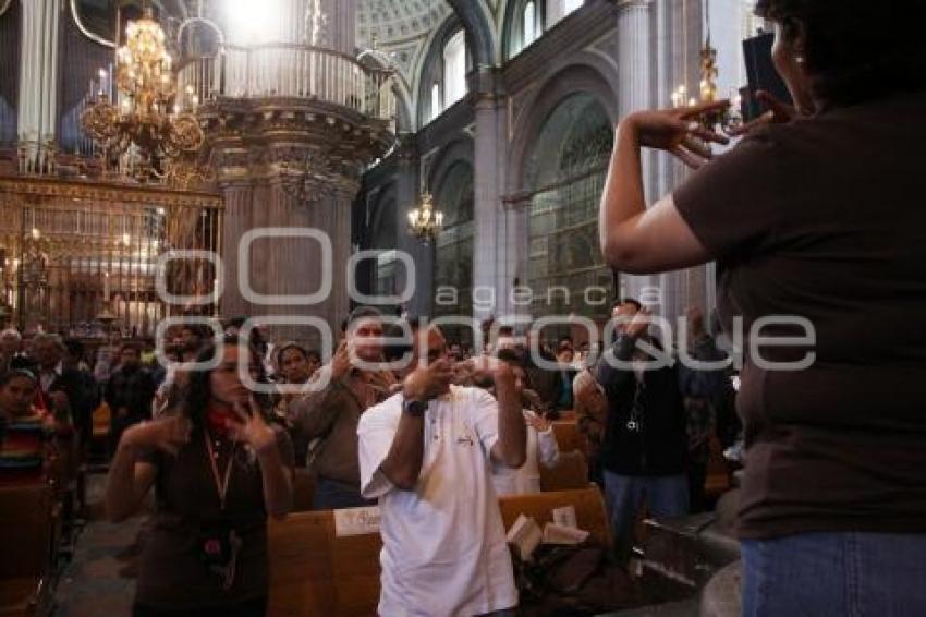 MISA EN CATEDRAL. VÍCTOR SÁNCHEZ