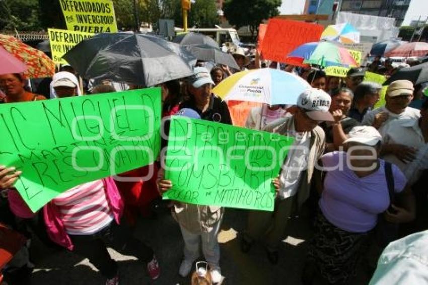 DEFRAUDADOS FINANCIERAS E INMOBILIARIAS. MANIFESTACIÓN