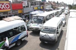 BLOQUEO DE RUTA 41 CRUCERO MERCADO AMALUCAN