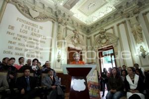 MAYTE NORIEGA. RECIBE CÉDULA REAL
