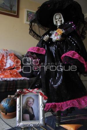 MODISTA DE LA SANTA MUERTE