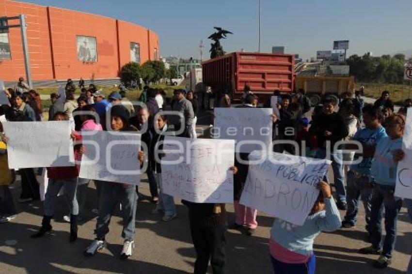 MANIFESTACIÓN . VÍA ATLIXCAYOTL