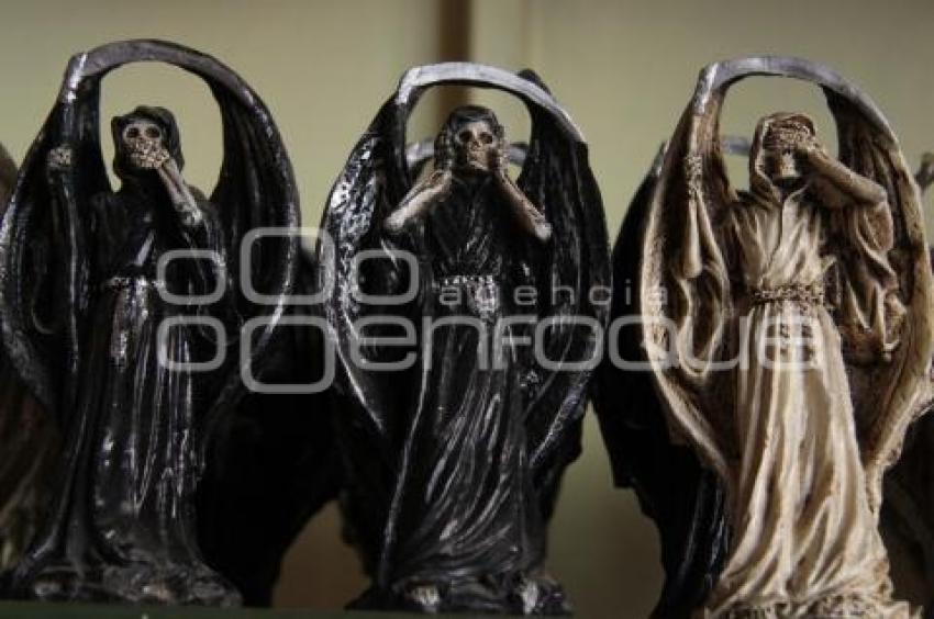 ADORACION A LA SANTA MUERTE