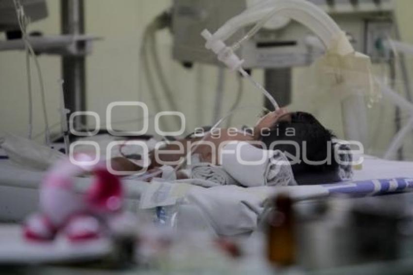NACEN CUATRILLIZOS - HOSPITAL DE LA MUJER