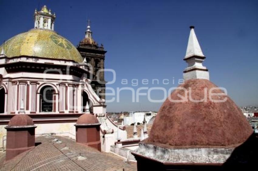 TURISMO . CÚPULAS DE CATEDRAL