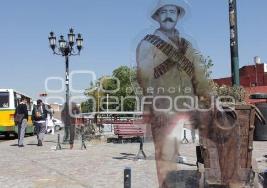FIGURAS DE LA REVOLUCIÓN. ACRÍLICOS