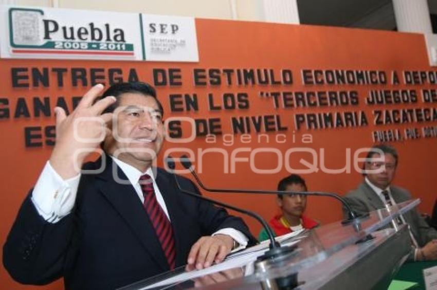 RECONOCIMIENTO - DEPORTISTAS