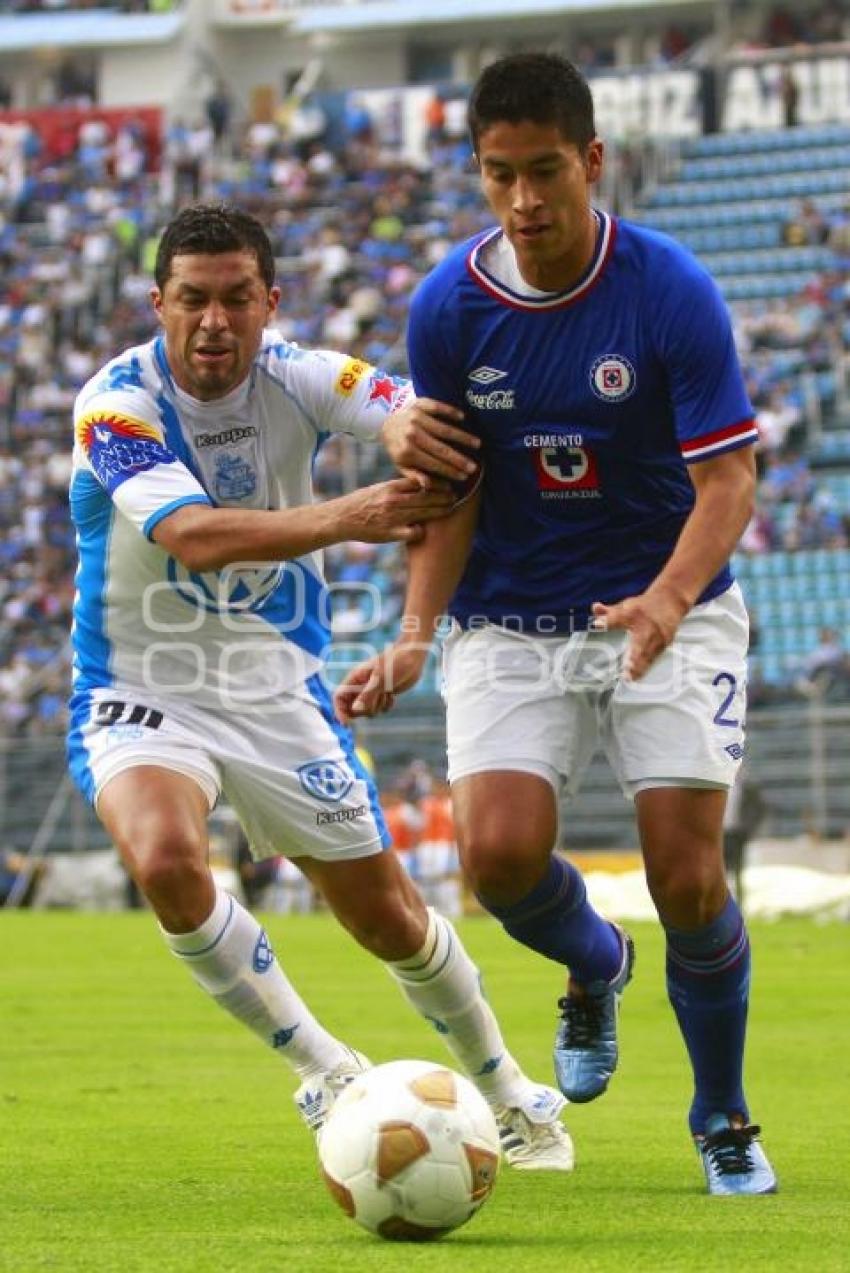 FUTBOL . CRUZ AZUL VS PUEBLA FC