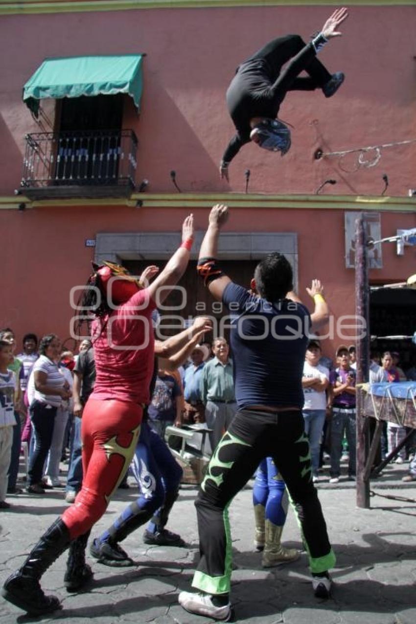 LUCHA LIBRE PARA LA SANTA MUERTE