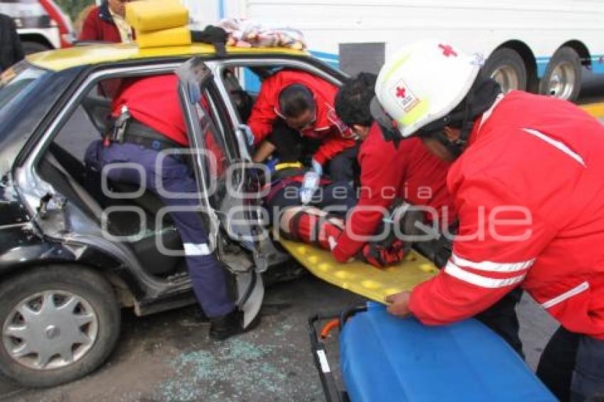 NOTA ROJA.CHOQUE EN BOULEVARD 18 DE NOVIEMBRE