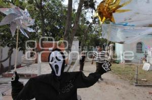 VISITA A PANTEONES. TODOS SANTOS