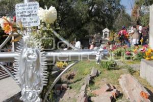 DÍA DE MUERTOS. VISITAS AL PANTEÓN