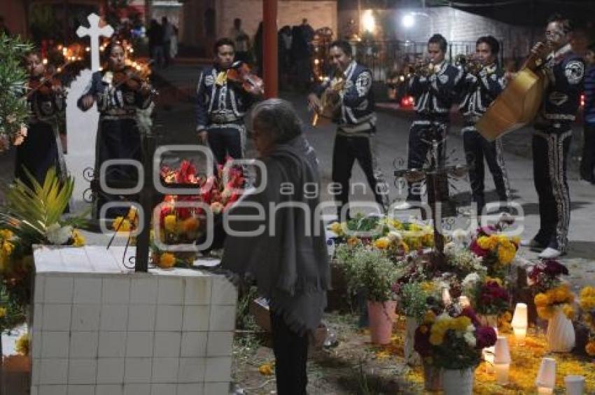 DÍA DE MUERTOS