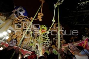 DESFILE DE CALAVERAS. LOS TAMALISTAS