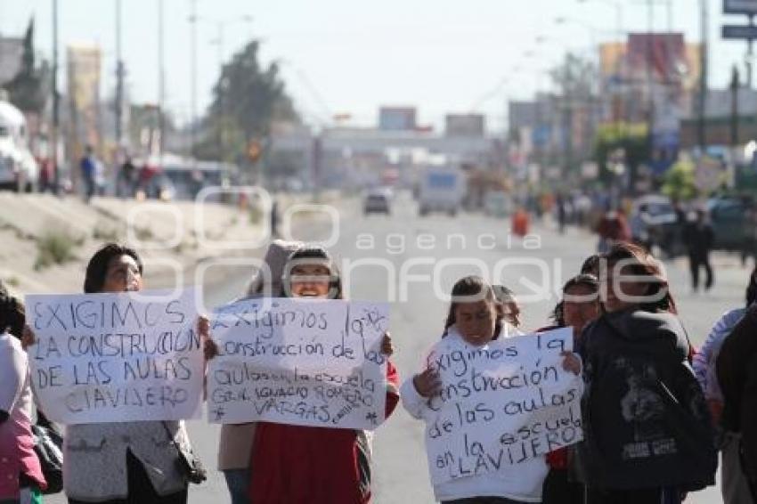 BLOQUE DE FEDERAL A TEHUACAN- EN DEMANDA DE AULAS PARA PRIMARIA