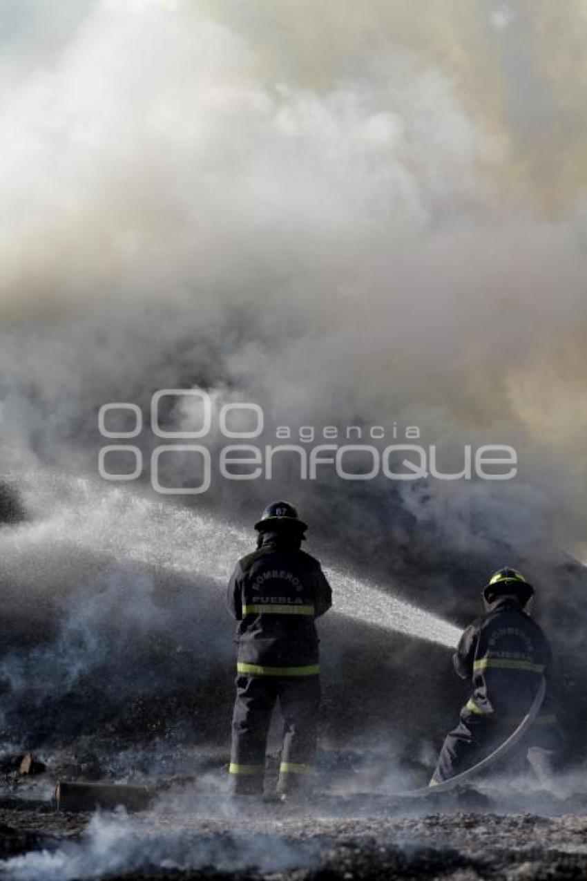 INCENDIO ALMACEN DE GUACALES