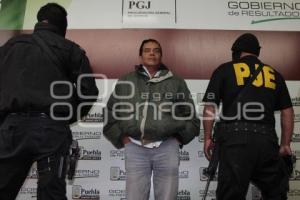 PRESENTACIÓN DETENIDO POR PORNOGRAFÍA INFANTIL