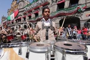 DESFILE BANDAS DE GUERRA