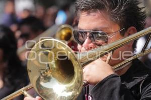 DESFILE BANDAS DE GUERRA