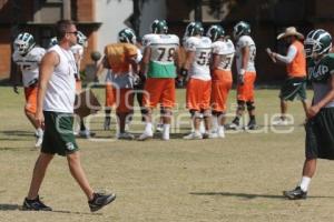 ENTRENAMIENTO AZTECAS UDLA. ERIC FISHER