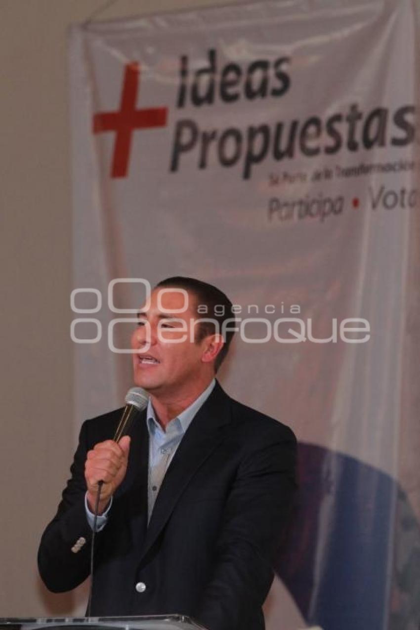 RAFAEL MORENO VALLE. FORO CIUDADANO