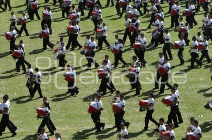 FESTEJOS DE LA REVOLUCION