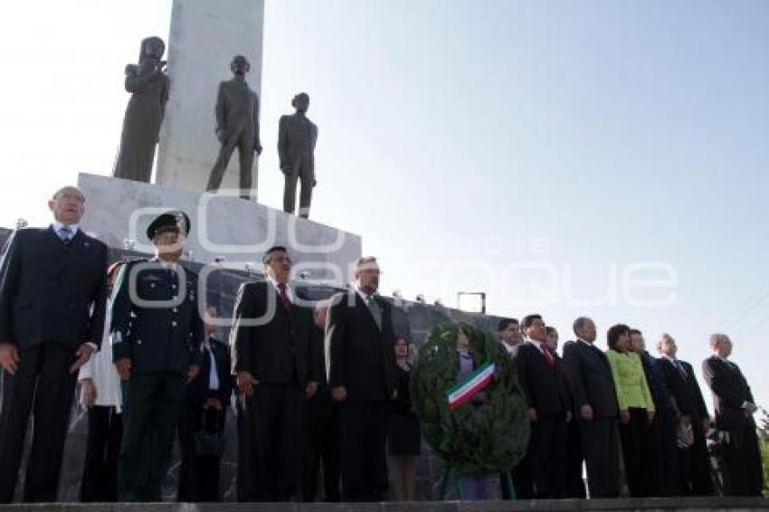 CENTENARIO INICIO DE LA REVOLUCION -CEREMONIA EN MAUSOLEO HERMANOS SERDAN