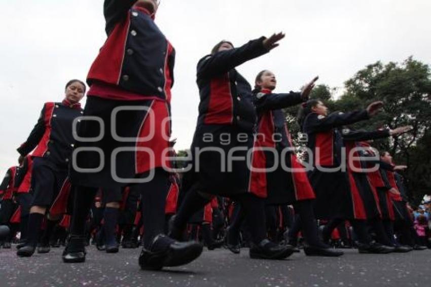 DESFILE CENTENARIO DE LA REVOLUCIÓN