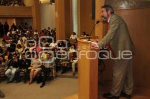 ÓSCAR GUERRA FORD. ACCESO A LA INFORMACIÓN. CONFERENCIA