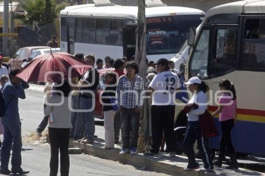 PROTESTA TRANSPORTISTAS . INVASIÓN DE RUTA