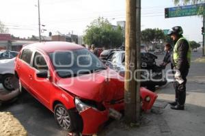 CHOQUE EN LA 11 SUR Y 43 PONIENTE