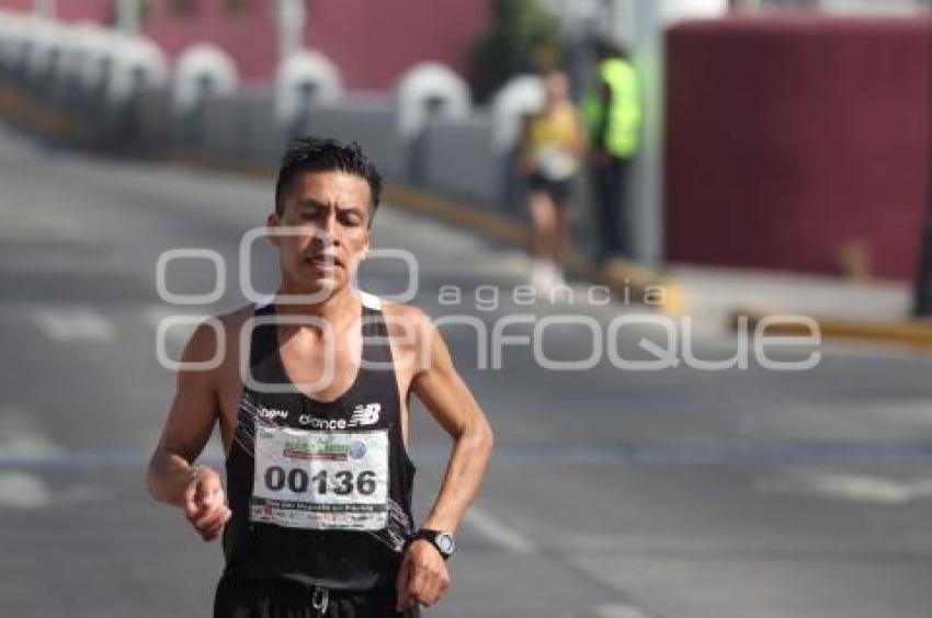 MARATÓN PUEBLA 2010. CORREDORES