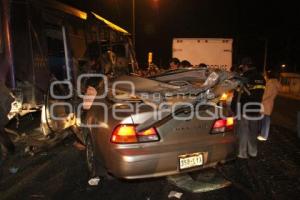 MUERE HOMBRE AL IMPACTARSE CON AUTO ESTACIONADO EN 11 SUR Y 117 PONIENTE