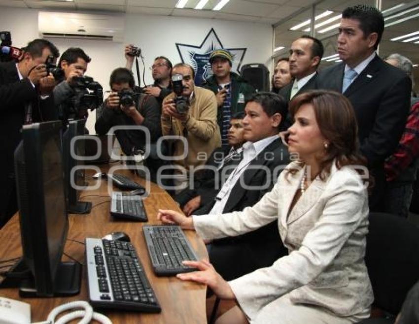 ENTREGA DE EQUIPO, VEHICULOS Y ESTIMULOS ECONOMICOS A POLICIAS MUNICIPALES.