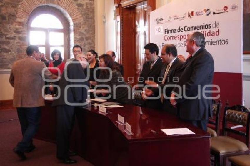 ENTREGA DE RECONOCIMIENTOS. BLANCA ALCALÁ