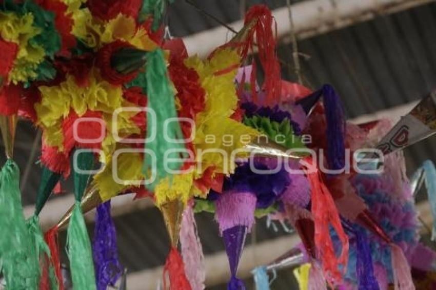 ELABORACIÓN DE PIÑATAS