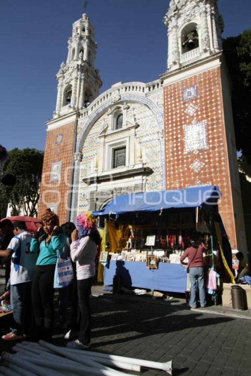 VENDEDORES AMBULANTES Y FIELES VILLITA DE GUADALUPE