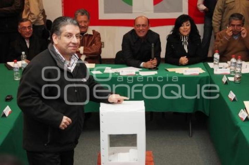 ELECCIÓN NUEVO COORDINADOR BANCADA PRI. JOSÉ LUIS MÁRQUEZ