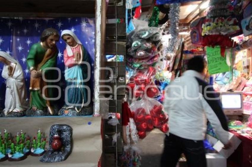 VENTA NAVIDEÑA. MERCADO