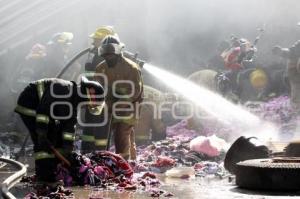 INCENDIO BODEGA PARQUE INDUSTRIAL LA RESURRECCIÓN