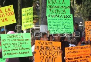 MANIFESTACION DE COMERCIANTES "FUERZA 2000"